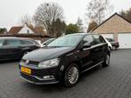 Volkswagen Polo 1.2 TSI 2014 Facelift Airco Navigatie, Auto's, Volkswagen, 4 cilinders, Zwart, Origineel Nederlands, Handgeschakeld