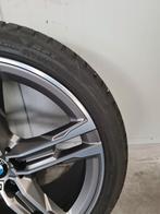 18' BMW 1 2 Serie Styling 556M met winterbanden Origineel, Auto-onderdelen, Banden en Velgen, Ophalen, 18 inch, Banden en Velgen