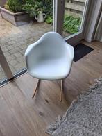 Witte schommelstoel, Huis en Inrichting, Stoelen, Ophalen, Kunststof, Gebruikt, Wit