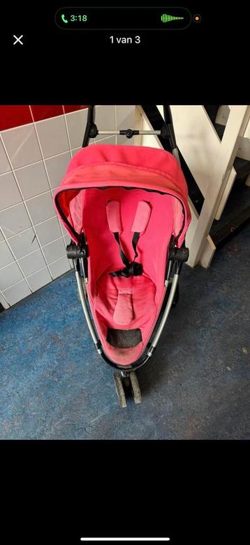 Roze buggy - Gebruikt beschikbaar voor biedingen