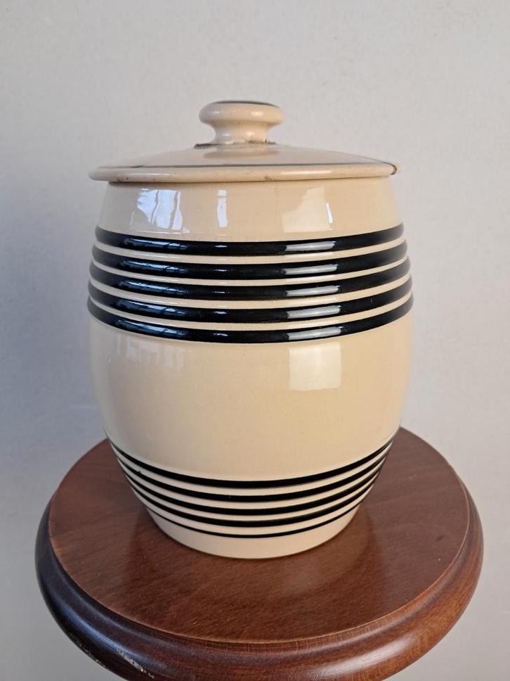 PETRUS REGOUT voorraadpot aardewerk zachtgeel/ zwart, Antiek en Kunst, Antiek | Servies compleet, Ophalen of Verzenden