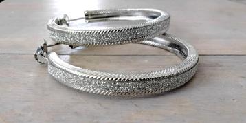 Ronde oorbellen - creolen - nieuw beschikbaar voor biedingen