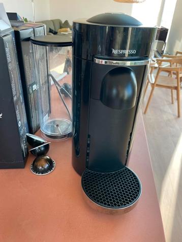 Nespresso apparaat vertuo ( grote cups) beschikbaar voor biedingen