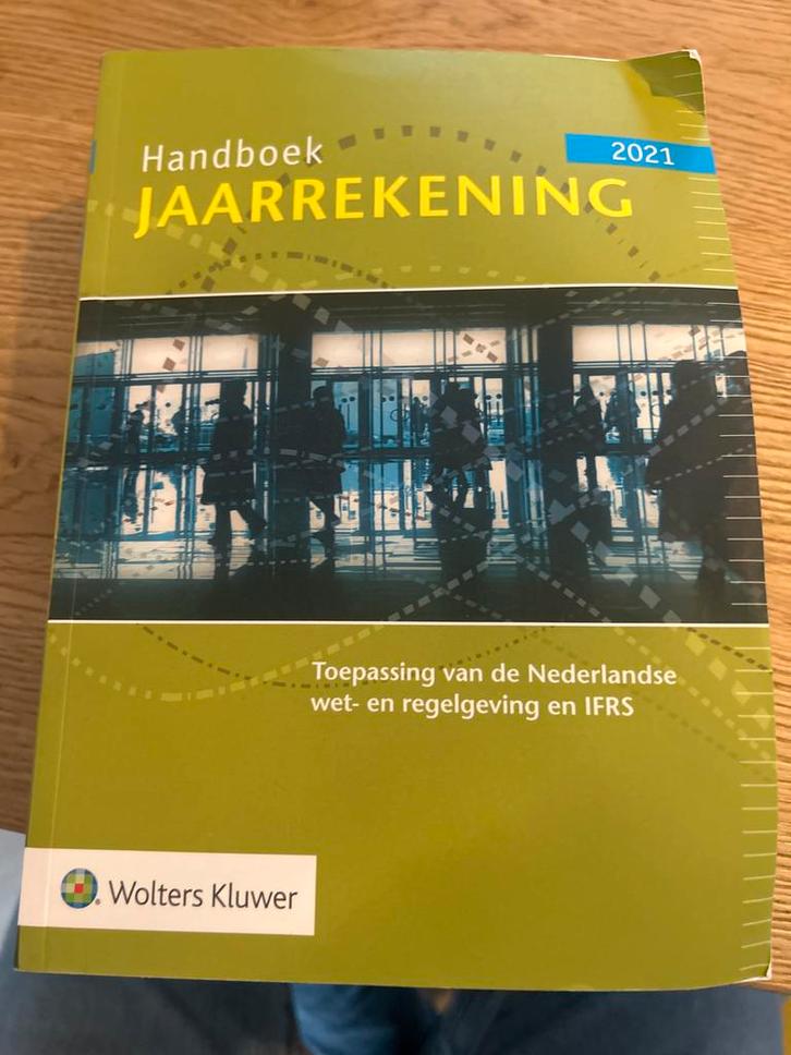Handboek Jaarrekening 2021 - Wolters Kluwer, Boeken, Studieboeken en Cursussen, Zo goed als nieuw, HBO, Beta, Verzenden