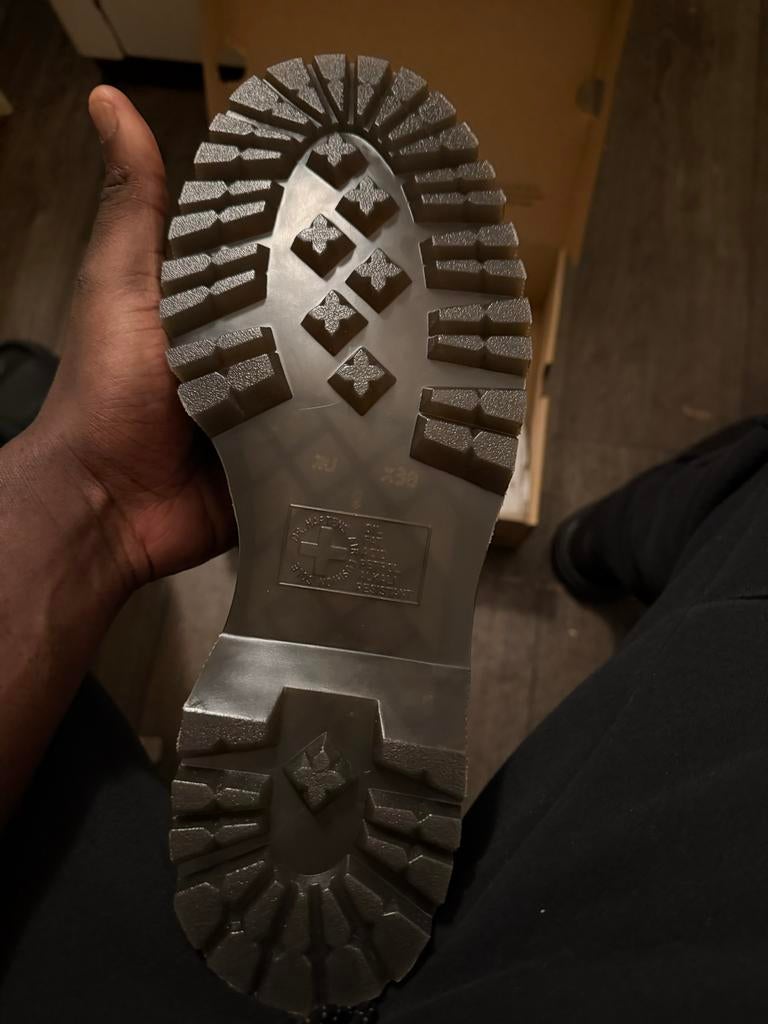 Dr. Martens 2976 Chelsea Leer Laars - Maat 44, Kleding | Dames, Schoenen, Ophalen of Verzenden, Nieuw, Zwart