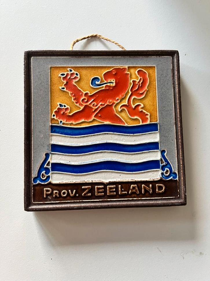 Vier verschillenden Cloisonne tegels, Antiek en Kunst, Antiek | Wandborden en Tegels, Ophalen of Verzenden