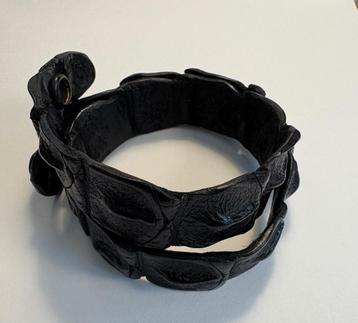 Prachtige zwarte leren armband Fred de la Bretoniere beschikbaar voor biedingen