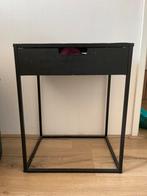 2x Zwart metalen nachtkastje met lade, Huis en Inrichting, Slaapkamer | Nachtkastjes, Ophalen, Gebruikt, Minder dan 45 cm, Metaal of Aluminium