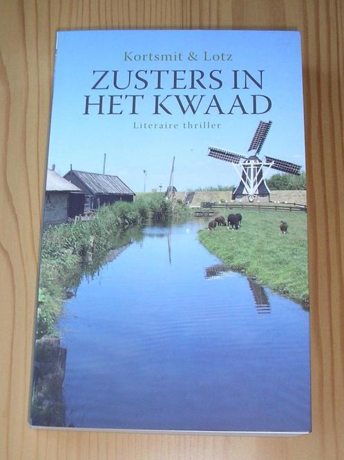 Zusters in het kwaad - Kortsmit & Lotz, Boeken, Thrillers, Gelezen, Nederland, Ophalen of Verzenden