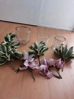 Te koop kunstbloemen en drie dik glas vazen, Huis en Inrichting, Woonaccessoires | Kunstplanten en Kunstbloemen, Ophalen of Verzenden