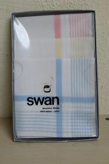 Vintage Swan dames zakdoeken, 3 stuks in doosje beschikbaar voor biedingen
