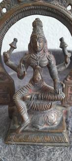 Goddelijke Devi Lakshmi in aureool brons, Antiek en Kunst, Verzenden