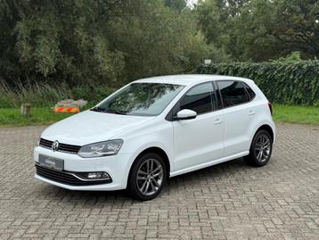 Volkswagen Polo 1.2 TSI High Line LED I 1E EIG I PDC I NAVI  beschikbaar voor biedingen