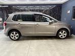 Volkswagen Golf Sportsvan 1.2 TSI Highline (bj 2014), Auto's, Volkswagen, Gebruikt, 4 cilinders, Alcantara, Bedrijf