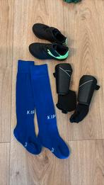 Maat 26 voetbal schoenen sokken scheenbescherming, Sport en Fitness, Voetbal, Maat XS of kleiner, Ophalen of Verzenden, Zo goed als nieuw