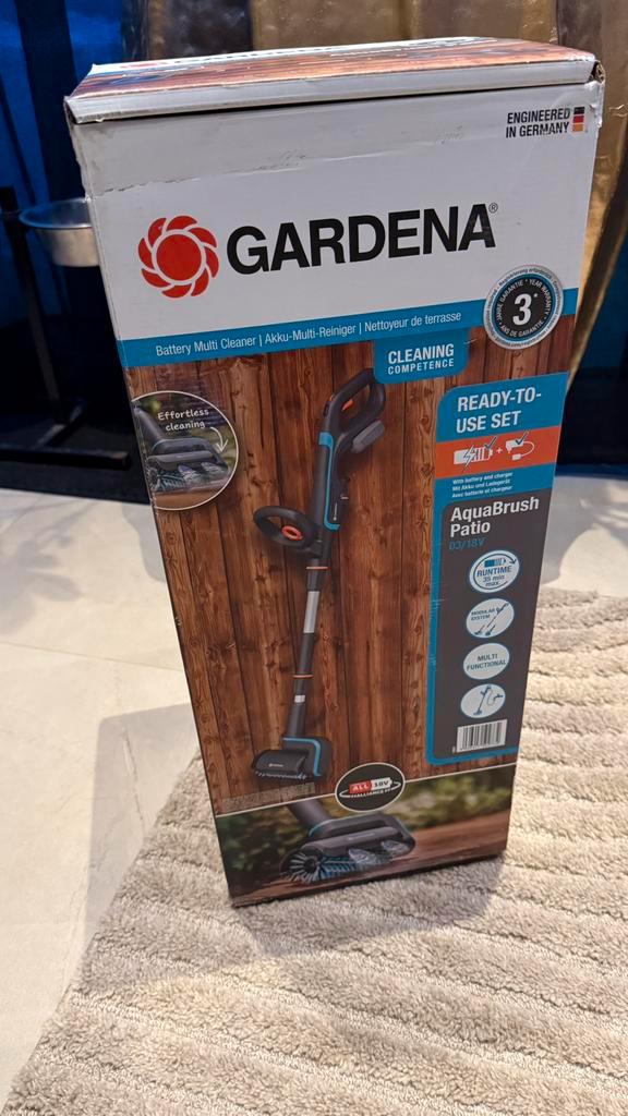 GARDENA AquaBrush Patio 18V - Nieuw in doos!, Tuin en Terras, Veegmachines, Nieuw, Ophalen of Verzenden