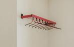 Vintage wandkapstok, merk: LANDE kleur: Rood., Gebruikt, 100 tot 150 cm, Metaal, Ophalen