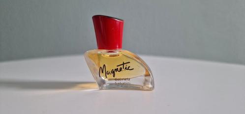 Parfum miniatuur Gabriela Sabatini - Magnetic EDT 5ml, Verzamelen, Parfumverzamelingen, Zo goed als nieuw, Miniatuur, Ophalen of Verzenden