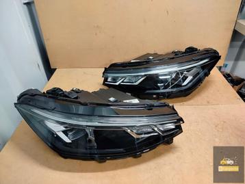 VW Passat B9 Full Led lamp rechts links Perfect NIEUW beschikbaar voor biedingen