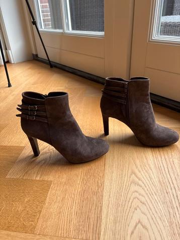 Bruine (taupe) enkellaarsjes maat 39 Paul Noyen (ongedragen) beschikbaar voor biedingen