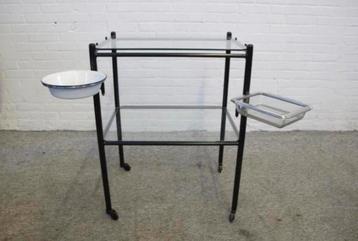 Serveerwagen vintage medische ziekenhuis Side table trolley beschikbaar voor biedingen