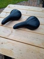 Selle Royal fietszadels zgan 2 stuks 5 euro, Ophalen, Zo goed als nieuw