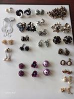 Oorclips - 22 paar wit paars zwart zilver en goudkleurig, Ophalen of Verzenden, Zo goed als nieuw, Overige kleuren, Overige materialen