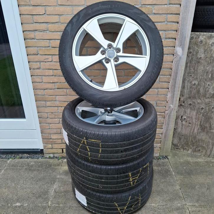 Zomerbanden lichtmetaal Audi Q7 20 inch 285/45 R20., Auto diversen, Auto-accessoires, Zo goed als nieuw, Ophalen
