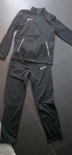 Nike voetbal trainingspak origineel mt L 147-158, Kinderen en Baby's, Kinderkleding | Maat 116, Ophalen of Verzenden, Zo goed als nieuw