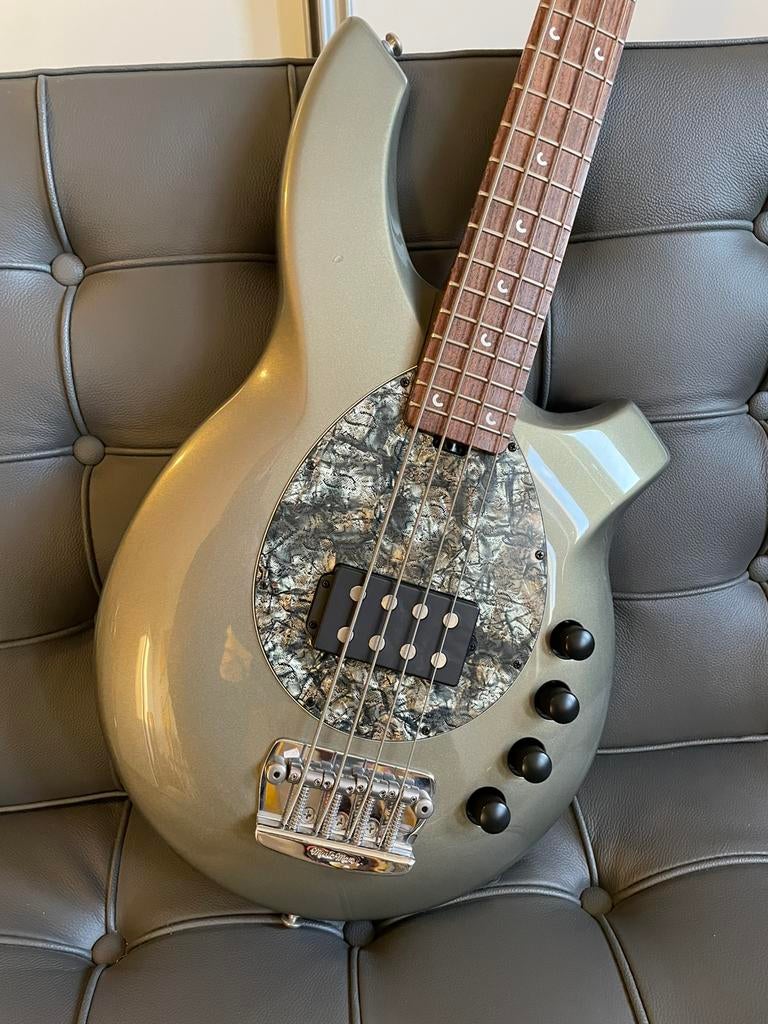 MUSICMAN BONGO 4 USA 😍, Muziek en Instrumenten, Snaarinstrumenten | Gitaren | Bas, Zo goed als nieuw, Elektrisch, Ophalen