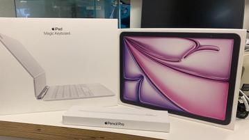 iPad Air M3 11-inch - 256gb Nieuw! Plus keyboard en pencil! beschikbaar voor biedingen