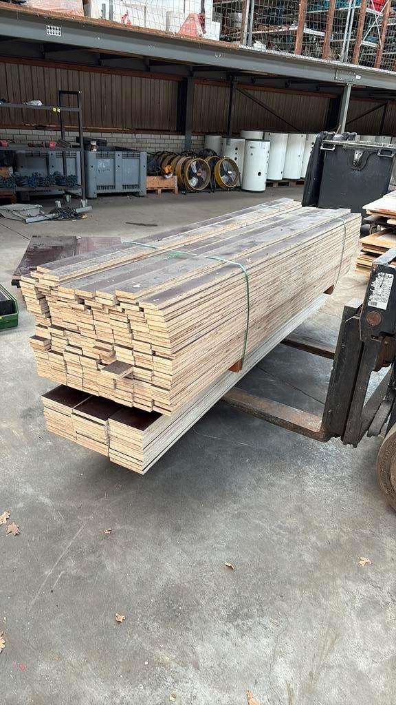 Betonplex multiplex, Tuin en Terras, Palen, Balken en Planken, Zo goed als nieuw, Palen, Minder dan 180 cm, Ophalen