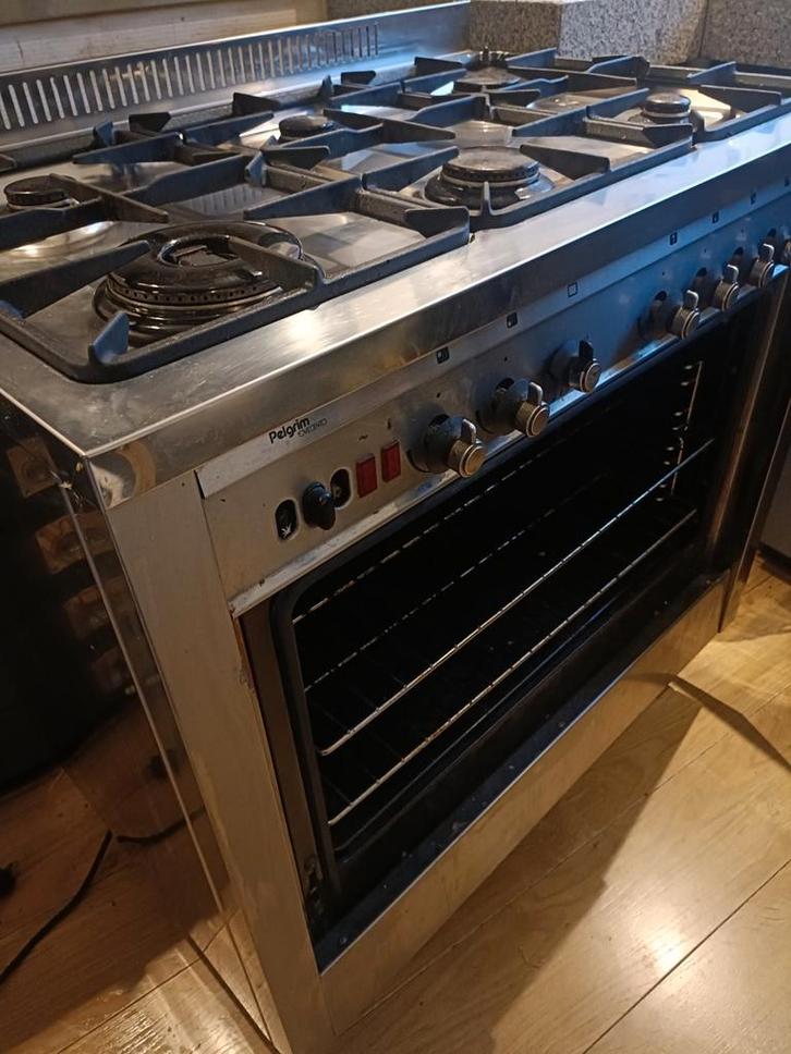 PELGRIM Gasfornuis 6 pits / Oven, 90 cm TEAB, Witgoed en Apparatuur, Fornuizen, Gebruikt, Vrijstaand, Gas, 4 kookzones, 85 tot 90 cm