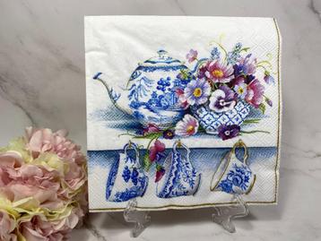 Knutsel servetten theepot kopjes Delfts blauw  nr 369   beschikbaar voor biedingen