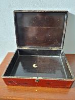 Antieke Japanse rode lakdoos sierraden doos kistje vintage, Antiek en Kunst, Ophalen of Verzenden