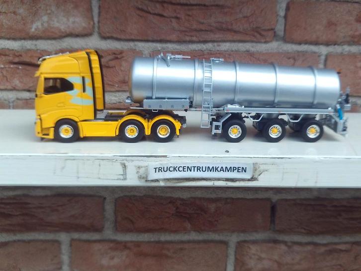 WSI  Iveco  S-Way  AS  High  van  Solumera,, Hobby en Vrije tijd, Modelauto's | 1:50, Nieuw, Bus of Vrachtwagen, Wsi, Ophalen of Verzenden
