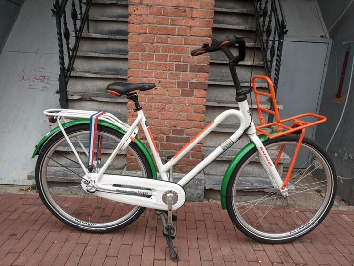 Batavus Damesfiets Postcodeloterij 28 Inch met voordrager, Fietsen en Brommers, Fietsen | Dames | Damesfietsen, Gebruikt, Batavus