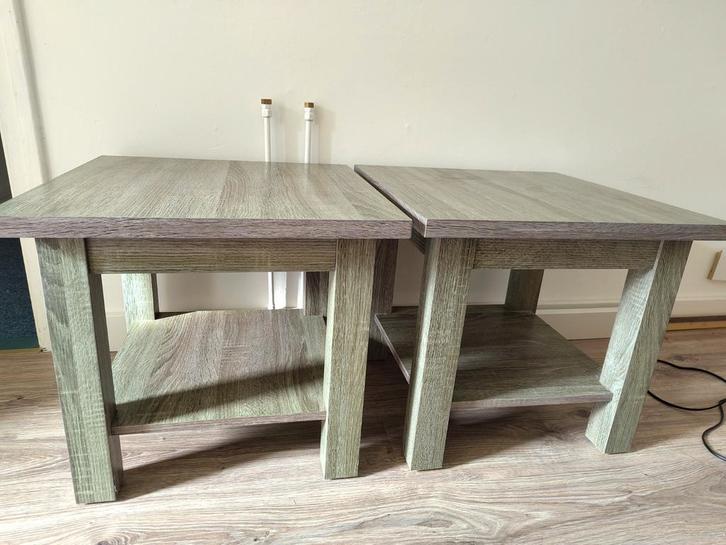 Twee bijzettafels, Huis en Inrichting, Tafels | Bijzettafels, Gebruikt, Vierkant, 45 tot 60 cm, Minder dan 55 cm, Hout, Ophalen