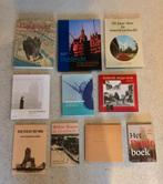 Tien andere boeken over de geschiedenis van Dordrecht, Boeken, Verzenden, Zo goed als nieuw