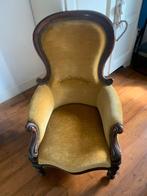 Heel zorgvuldig opnieuw gestoffeerde fauteuil, Ophalen