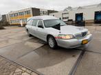 Lincoln Towncar  2008 Zwart. Rouwauto. Lijkwagen., Auto's, Achterwielaandrijving, Leder, 4606 cc, 242 pk