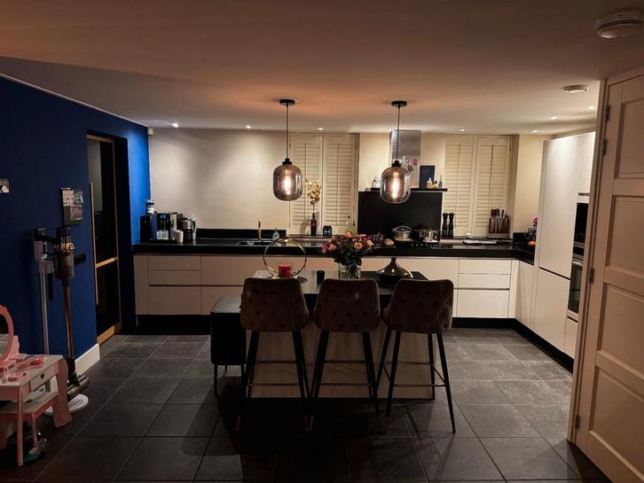 Gebruikte keuken ter overname, Huis en Inrichting, Keuken | Complete keukens, Gebruikt, Wit, Ophalen