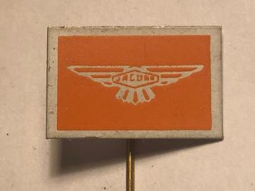 Metalen JAGUAR AUTOMERK Speld (Rood/Wit). beschikbaar voor biedingen