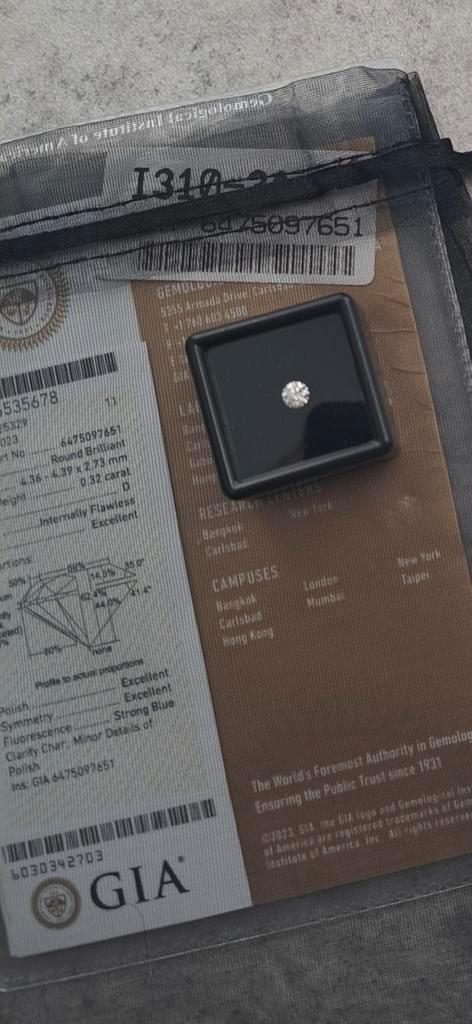 GIA Gecertificeerde Diamant - 0.32 Karaat, Sieraden, Tassen en Uiterlijk, Edelstenen, Nieuw, Ophalen of Verzenden