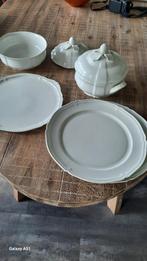 Servies van Villeroy &Boch Manoir, Ophalen, Zo goed als nieuw, Porselein, Bord of Schaal