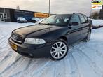 Audi A4 Avant 1.8 5V Turbo Advance/AUTOMAAT/TREKHAAK/CRUISCO, Gebruikt, 4 cilinders, 150 pk, Blauw