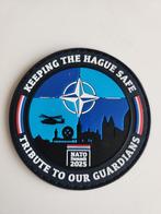 Nato Summit Navo-Top Navo Tribute Embleem Badge, Verzamelen, Ophalen of Verzenden, Overige soorten, Nederland, Embleem of Badge