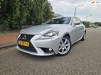 Lexus IS 300h F Sport Line GARANTIE, Auto's, Lexus, Automaat, Achterwielaandrijving, Gebruikt, 181 pk