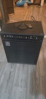 Ampeg BA-115 Bass Combo Amp, Muziek en Instrumenten, Versterkers | Bas en Gitaar, Ophalen, Zo goed als nieuw, 100 watt of meer