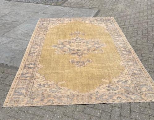 Vloerkleed geel/ grijs, Huis en Inrichting, Stoffering | Tapijten en Kleden, Nieuw, 200 cm of meer, Rechthoekig, Crème, Beige